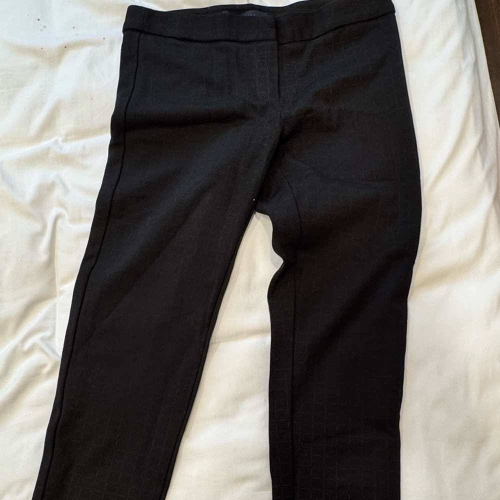 Amanda & Chelsea Classic Black Garment